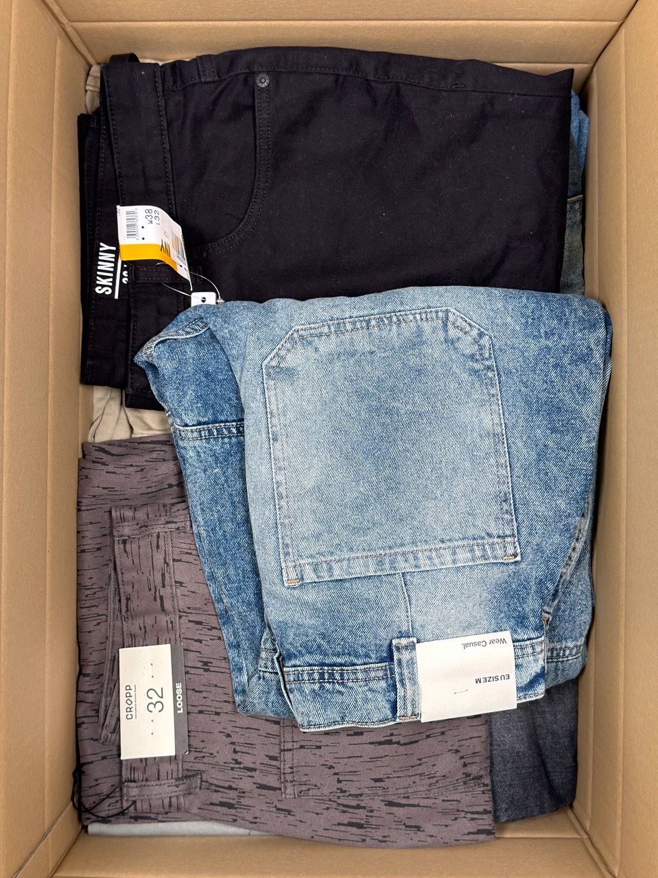 Men’s trousers from European retailers
