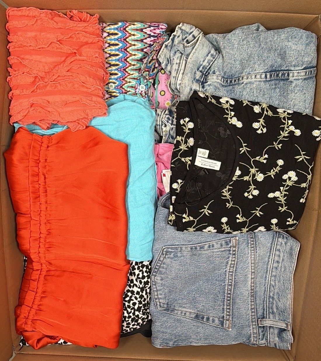 Mix odzieży second hand